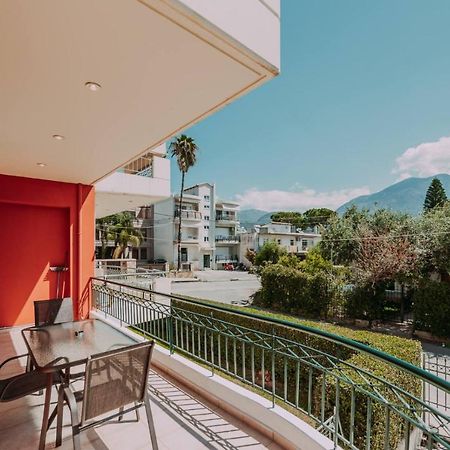 Bessis Apartments カラマタ エクステリア 写真